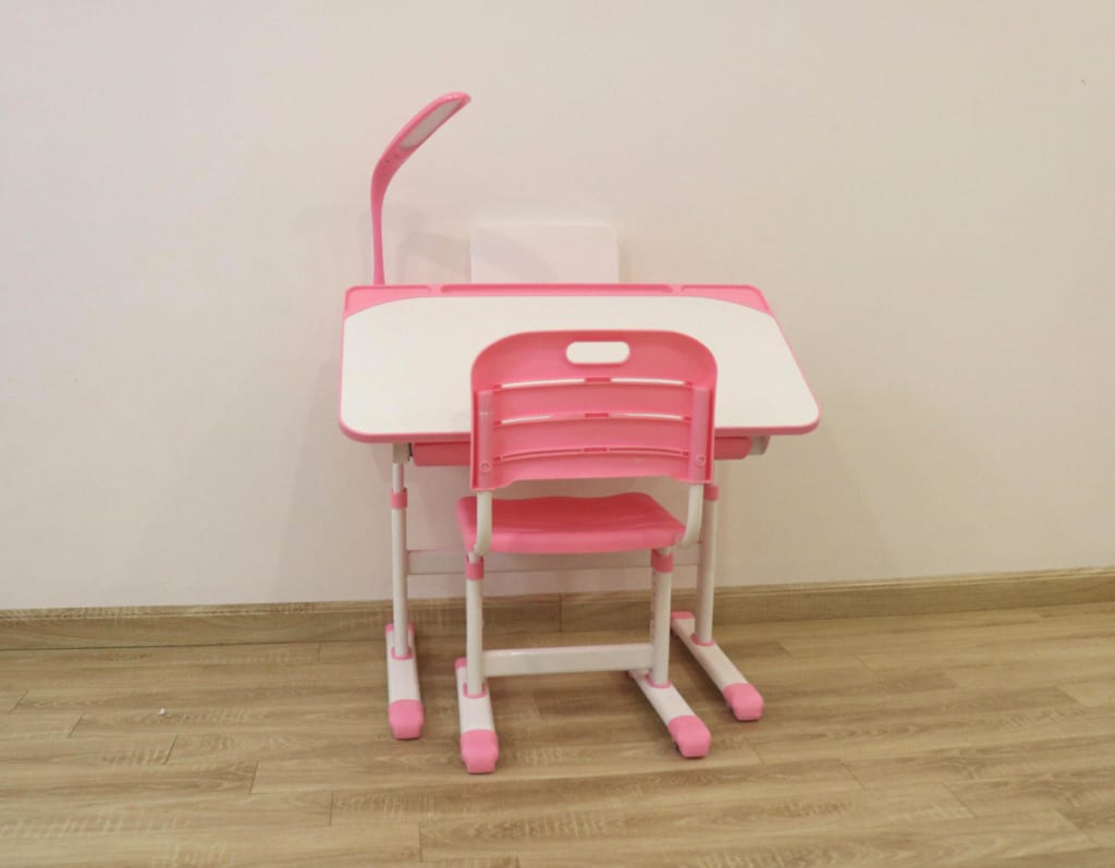 Bàn chống cận thị Q8plus